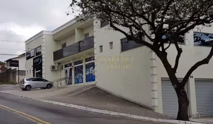Ponto comercial à venda de 424,68m² | 09 vagas de garagem e 08 banheiros | Jardim Oriente | São José dos Campos |