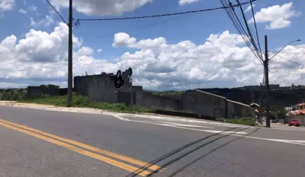 Terreno comercial de esquina à venda de 606,81m² | Jardim San Rafael - São José dos Campos |