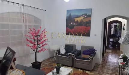 Sobrado à venda de 163m² | 03 dormitórios, sendo 01 suíte e 02 vagas de garagem | Vila Tesouro - São José do Campos |