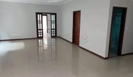 Sobrado à venda de 320m² | 05 dormitórios, sendo 02 suíte e 04 vagas de garagem | Jardim Paraíso - São José dos Campos |