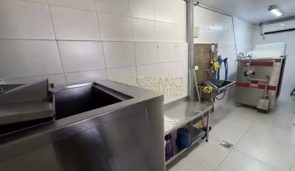 Ponto comercial para venda e locação de 70m² | 01 banheiro e 04 vagas de garagem | Centro - São José dos Campos |