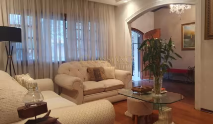 Casa térrea à venda de 583m² | 03 dormitórios, sendo 01 suíte e 04 vagas de garagem | Condomínio Floresta -  Vista Verde | São José dos Campos |