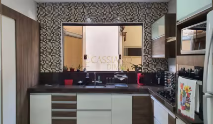 Sobrado à venda de 360m² | 04 dormitórios, sendo 02 suítes e 04 vagas de garagem | Jardim Esplanada II - São José dos Campos |