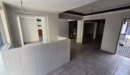 Ponto comercial para locação de 312m² | 04 banheiros e 04 vagas de garagem | Jardim São Dimas - São José dos Campos |