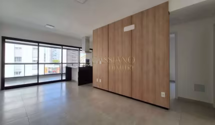 Apartamento à venda de 82m² | 02 dormitórios, sendo 01 suíte e 02 vagas de garagem | Edifício Mayfair - Vila Adyana | São José dos Campos |