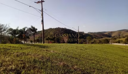 Terreno à venda de 1.000m² | Condomínio Village Parahybuna - Paraibuna |