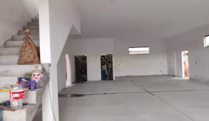 Ponto comercial para locação e venda de 320m² | 02 pavimentos com 160m² cada, 04 banheiros e 04 vagas de garagem | Jardim das Indústrias | São José dos Campos |