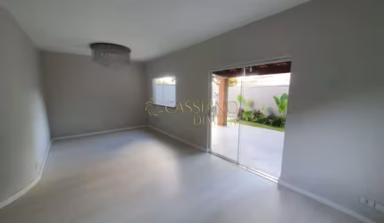Casa terrea à venda de 225m² | 03 dormitórios, sendo 01 suíte e 02 vagas de garagem | Condomínio Eldorado - Urbanova | São José dos Campos |