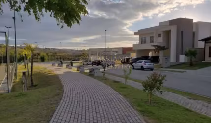 Terreno de 600m² | Condomínio Colinas do Paratehy Sul