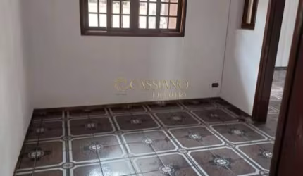 Casa térrea à venda de 190m² | 03 dormitórios, sendo 01 suíte e 06 vagas de garagem | Vila Martinez - Jacareí |
