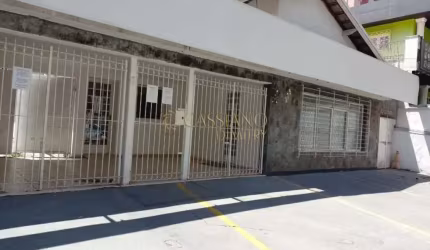 Casa Comercial - 206m² de área construída - Jardim São Dimas para venda e locação