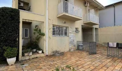 Casa à venda, 5 quartos, 2 suítes, 4 vagas, Itapuã - Araras/SP