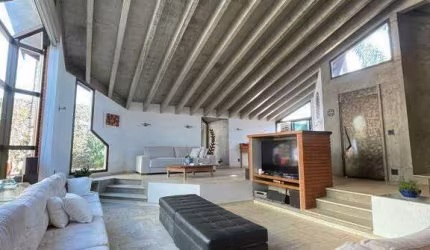 Casa à venda, 4 quartos, 1 suíte, 3 vagas, Universitário - Araras/SP