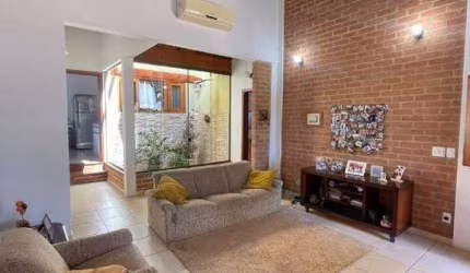 Casa em condomínio à venda, 3 quartos, 1 suíte, 4 vagas, Parque Terras de Santa Olívia - Araras/SP