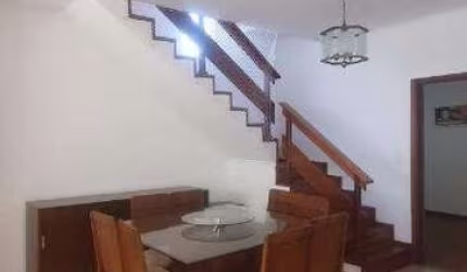 Casa à venda, 4 suítes, 2 vagas, Cândida - Araras/SP