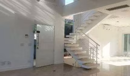 Casa em condomínio para aluguel, 2 suítes, 2 vagas, Samantha II - Araras/SP