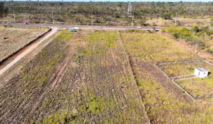 -Linda Chácara - Locde alização As Margens da BR 001- 15km  de Taguatinga Escriturada