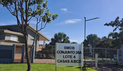 -Oportunidade SMDB- Excelente lote- Condomínio privilegiado- Casa simples- Aceita Financiamento