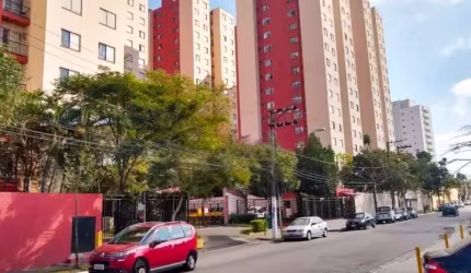 Apartamento para Venda em São Paulo, Vila Carmosina, 2 dormitórios, 1 banheiro, 1 vaga