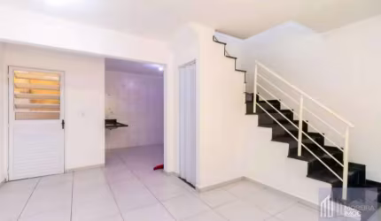 Casa em Condomínio para Venda em São Paulo, Vila Carmosina, 2 dormitórios, 2 banheiros, 1 vaga
