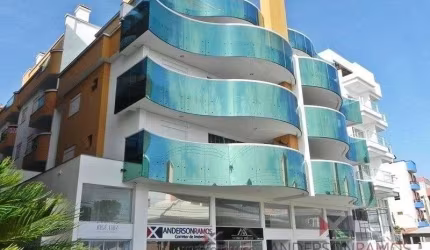 Apto com 2 quartos na praia de Bombinhas