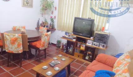 Apartamento na Região da Brunella.