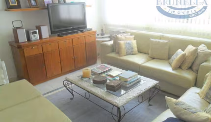 Apartamento na Região da Brunella.