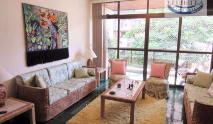 Apartamento na Região da Brunella.