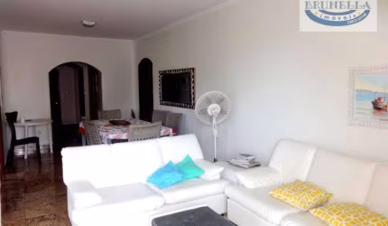 Apartamento na Região da Brunella.
