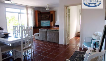 Apartamento na Região da Brunella.