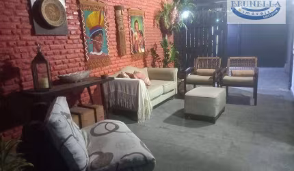 Casa a venda na praia da Enseada .