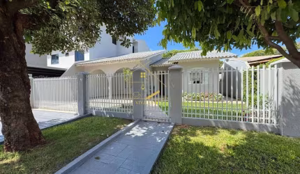 Casa à venda em Marechal Cândido Rondon, Próximo a Unioeste com 5 quartos, 190m²