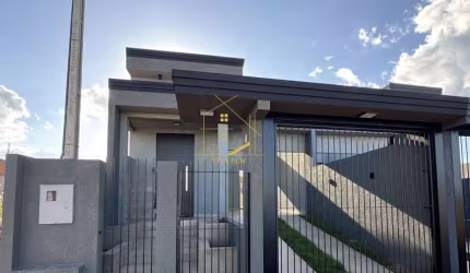 Casa Aconchegante à Venda – Bairro Primavera, com 2 quartos, Sobra de terreno