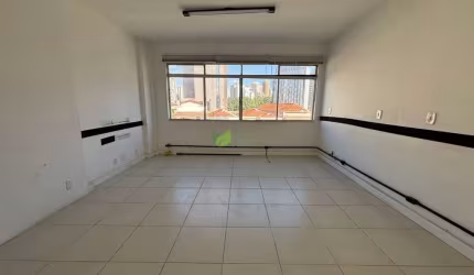 Excelente oportunidade: Sala comercial à venda ou locação em São Paulo-SP, Água Branca, 2 salas, 1 banheiro, 50m² de área.