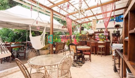Casa com mais de 500m² em Santa Teresa.