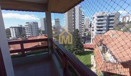 Linda cobertura em Caxias do Sul no Bairro Madureira com 5 dorm e 5 banheiros