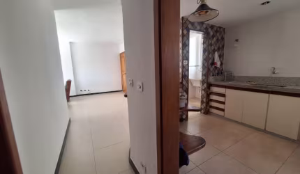 Apartamento 2 quartos com dependência completa , com vaga de garagem na Desembargador