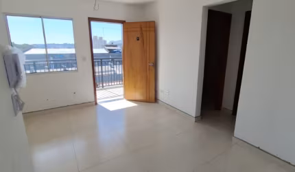 Apartamento 2 dormitórios - 1 vaga - Próximo ao metrô Patriarca