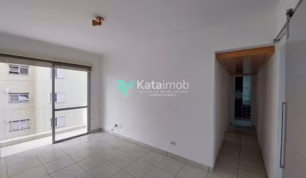 Apartamento à venda com 68m2 e 2 dormitórios, próximo Metrô Praça da Árvore, Chácara Inglesa, São P
