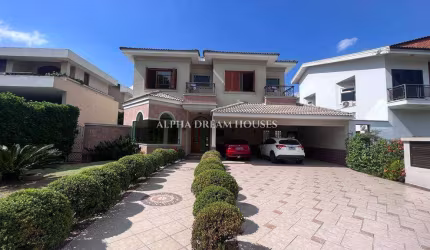 Oportunidade Imperdível no Alpha Zero - Casa Estilo Europeu!