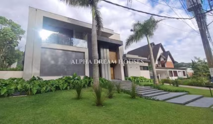Belíssima Casa à Venda em Alphaville – Residencial Tamboré 1