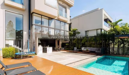 Casa Imponente à Venda - Alphaville