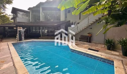 Casa Espaçosa com Estrutura e Lazer Privativo Residencial Três - Alphaville