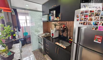 Apartamento com 2 dormitórios à venda, 43 m² por R$ 270.000 - Canhema - Diadema/SP