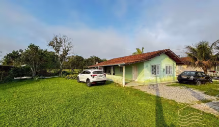 Casa 4 quartos na Avenida Principal de Itapocu - Araquari