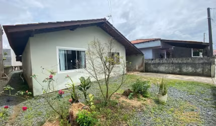 Casa com 3 quartos em Balneário Barra do Sul - Centro
