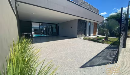 Casa Alto Padrão AVERBADA 3 Dormitórios - Balneário Barra do Sul - Costeira