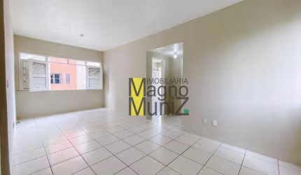 Edifício Ana Larissa - Apartamento com 3 quartos  à venda, 81 m² por R$ 145.000 - Papicu - Fortaleza/CE