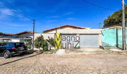 Casa com 4 quartos à venda, 308 m² de terreno por R$ 395.000 - Edson Queiroz - Fortaleza/CE