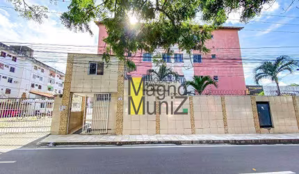Apartamento com 2 dormitórios para alugar, 45 m² por R$ 1.412,85/mês - Messejana - Fortaleza/CE